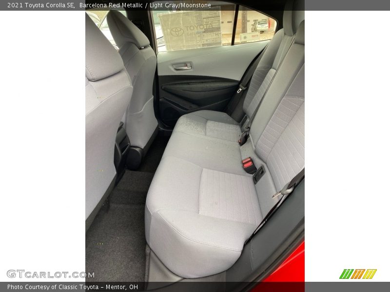 Barcelona Red Metallic / Light Gray/Moonstone 2021 Toyota Corolla SE