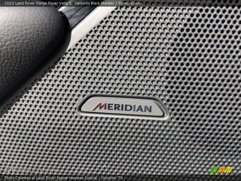 Santorini Black Metallic / Ebony/Ebony 2020 Land Rover Range Rover Velar S