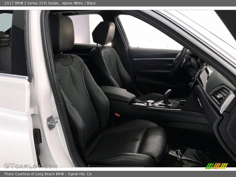 Alpine White / Black 2017 BMW 3 Series 330i Sedan