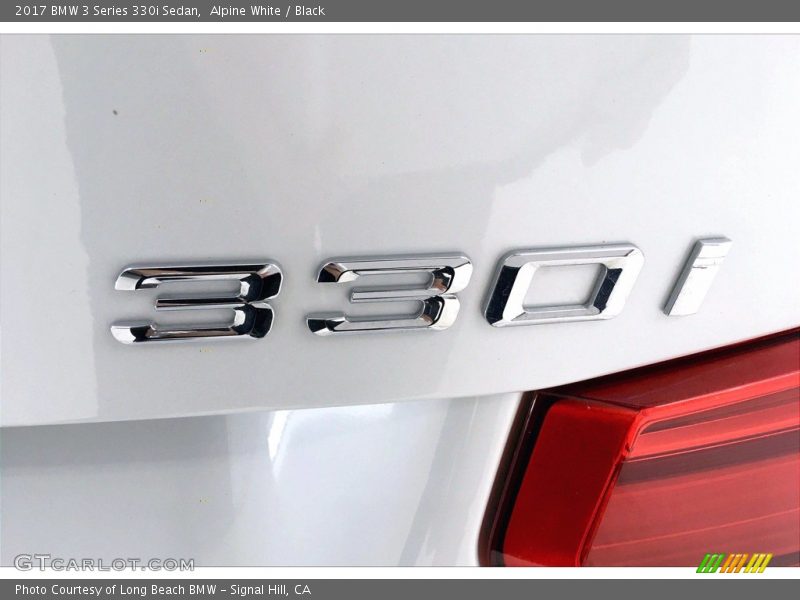 Alpine White / Black 2017 BMW 3 Series 330i Sedan