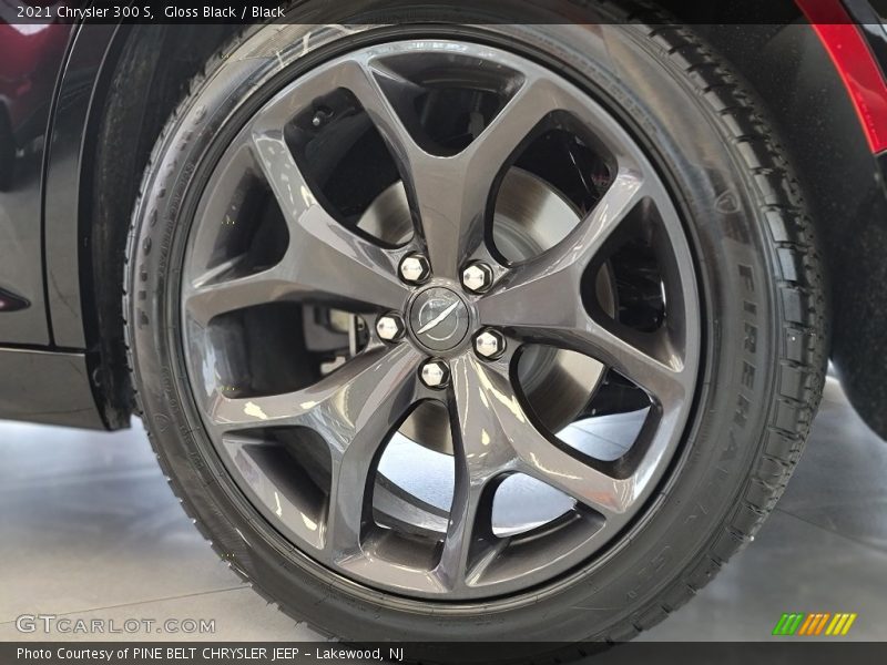  2021 300 S Wheel