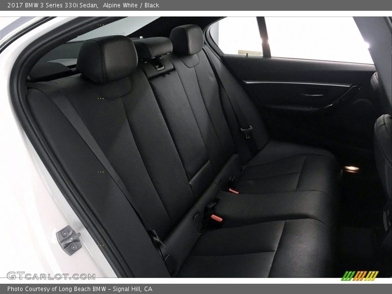 Alpine White / Black 2017 BMW 3 Series 330i Sedan