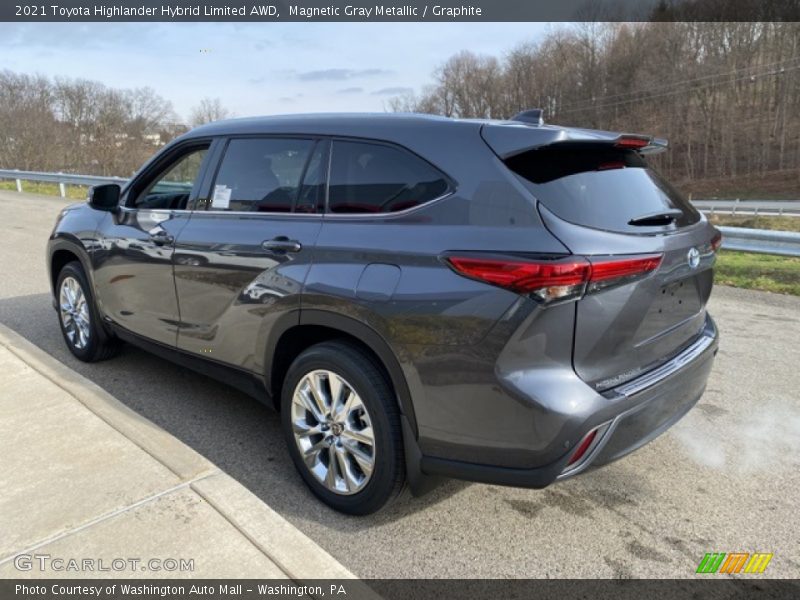 Magnetic Gray Metallic / Graphite 2021 Toyota Highlander Hybrid Limited AWD