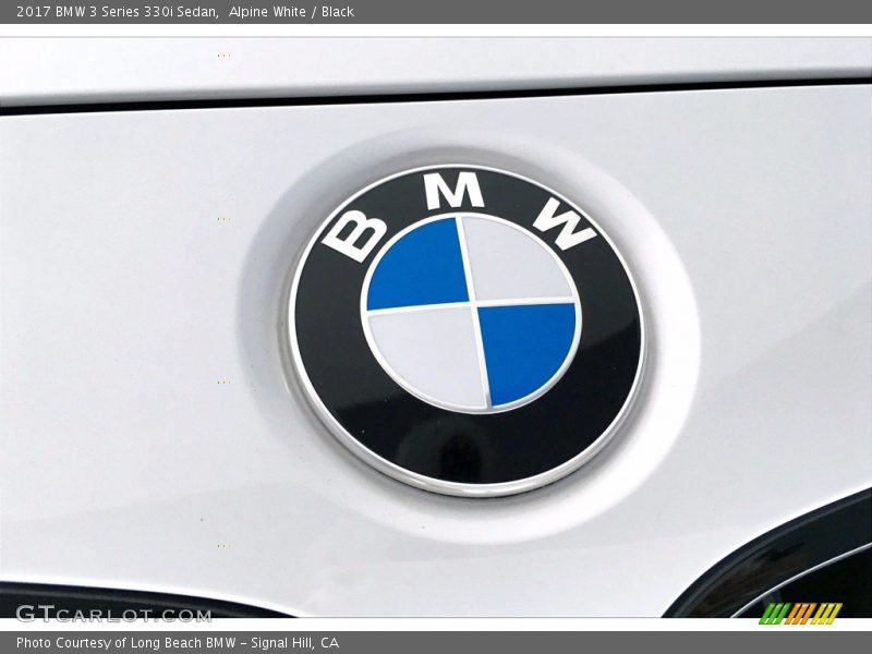 Alpine White / Black 2017 BMW 3 Series 330i Sedan