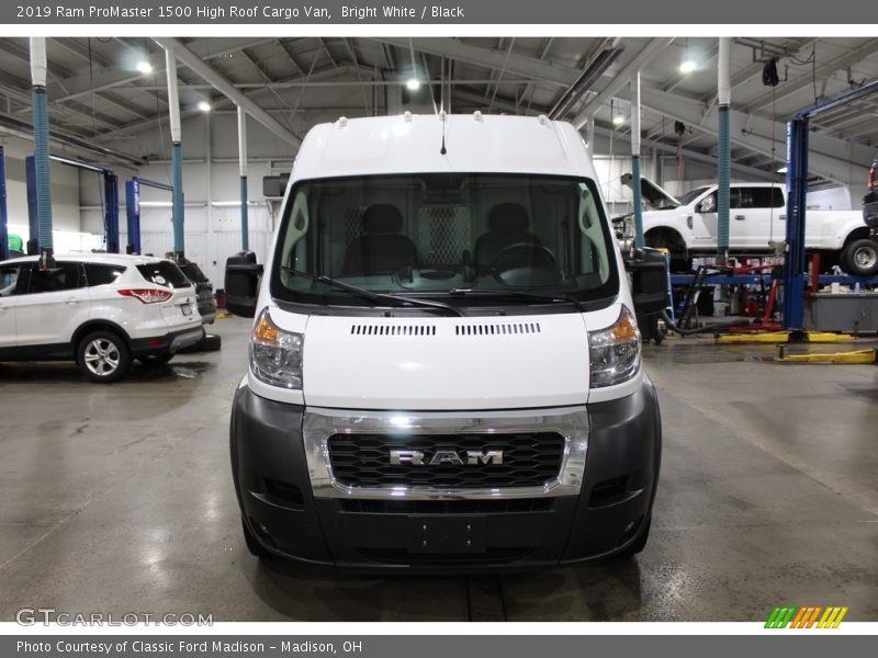 Bright White / Black 2019 Ram ProMaster 1500 High Roof Cargo Van