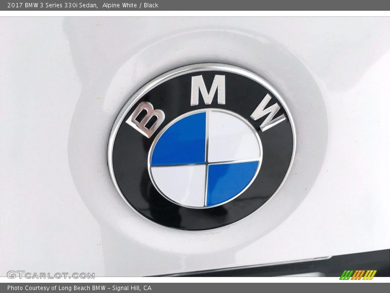 Alpine White / Black 2017 BMW 3 Series 330i Sedan