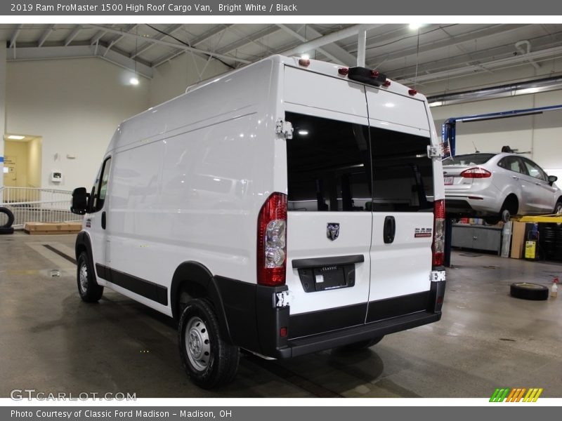 Bright White / Black 2019 Ram ProMaster 1500 High Roof Cargo Van