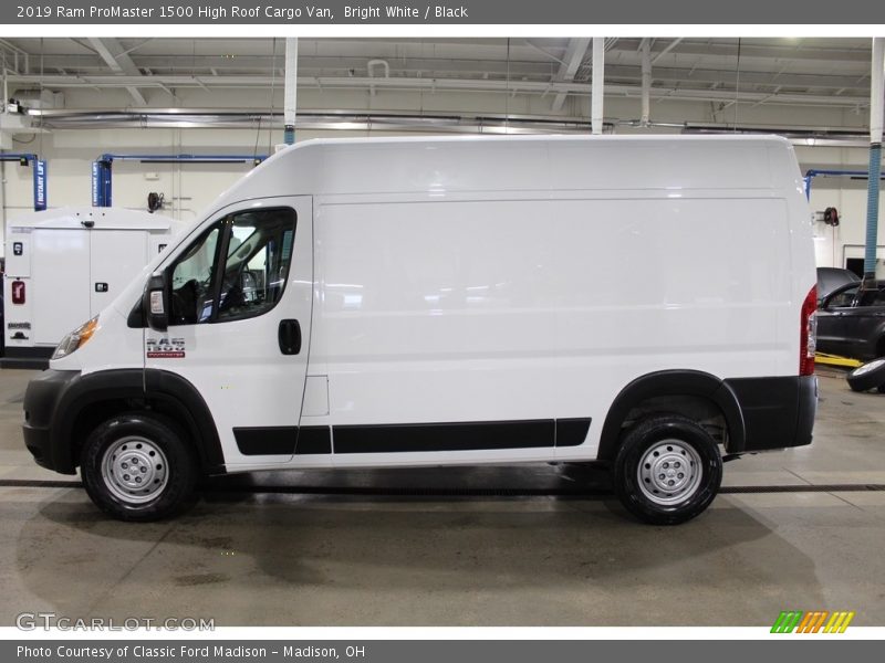 Bright White / Black 2019 Ram ProMaster 1500 High Roof Cargo Van