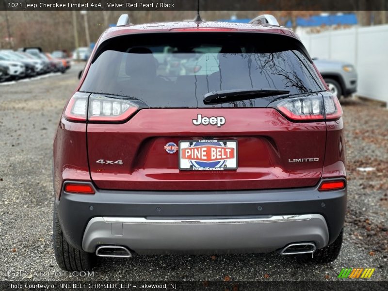 Velvet Red Pearl / Black 2021 Jeep Cherokee Limited 4x4