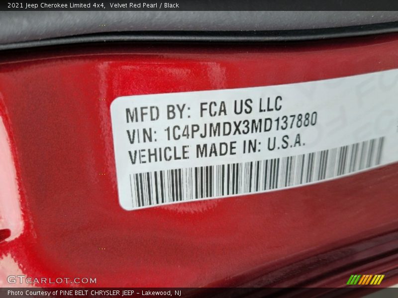 Velvet Red Pearl / Black 2021 Jeep Cherokee Limited 4x4