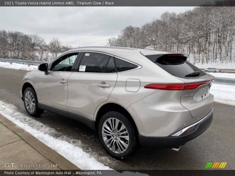 Titanium Glow / Black 2021 Toyota Venza Hybrid Limited AWD