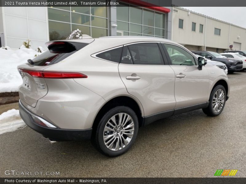 Titanium Glow / Black 2021 Toyota Venza Hybrid Limited AWD