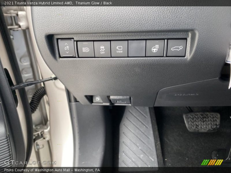 Titanium Glow / Black 2021 Toyota Venza Hybrid Limited AWD