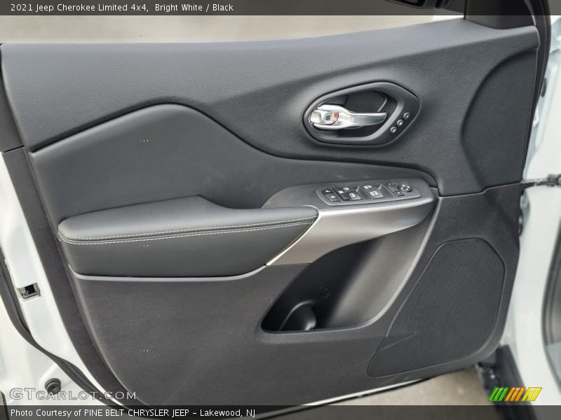 Bright White / Black 2021 Jeep Cherokee Limited 4x4