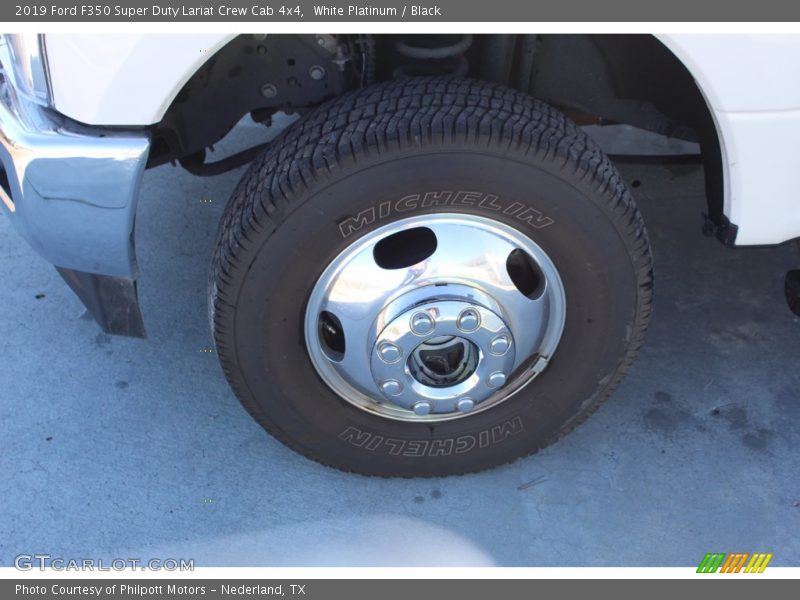 White Platinum / Black 2019 Ford F350 Super Duty Lariat Crew Cab 4x4