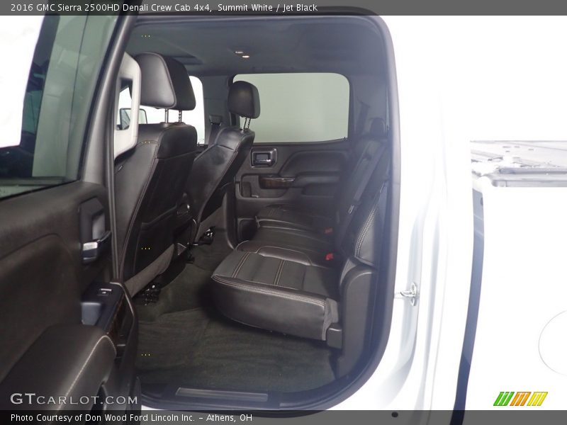 Summit White / Jet Black 2016 GMC Sierra 2500HD Denali Crew Cab 4x4