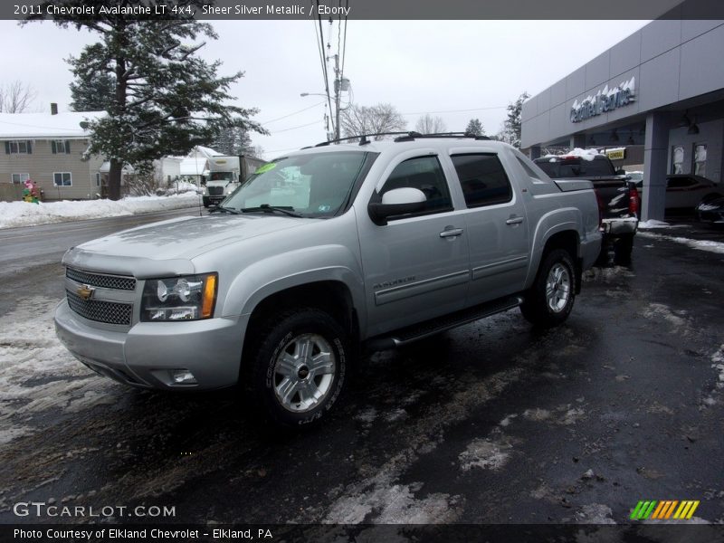 Sheer Silver Metallic / Ebony 2011 Chevrolet Avalanche LT 4x4