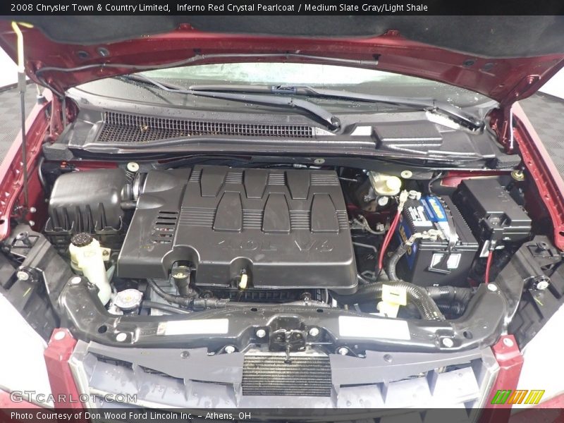 Inferno Red Crystal Pearlcoat / Medium Slate Gray/Light Shale 2008 Chrysler Town & Country Limited