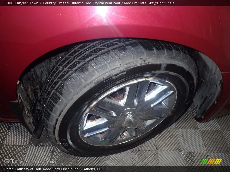 Inferno Red Crystal Pearlcoat / Medium Slate Gray/Light Shale 2008 Chrysler Town & Country Limited