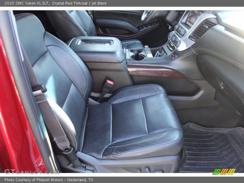 Front Seat of 2015 Yukon XL SLT