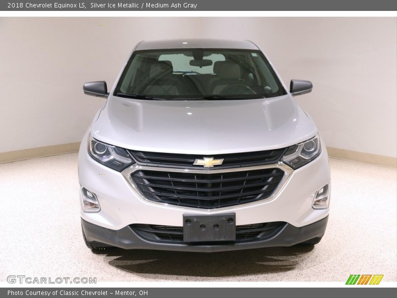 Silver Ice Metallic / Medium Ash Gray 2018 Chevrolet Equinox LS