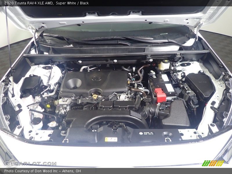 Super White / Black 2020 Toyota RAV4 XLE AWD