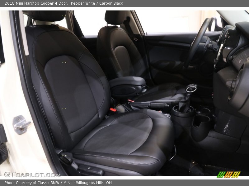 Pepper White / Carbon Black 2018 Mini Hardtop Cooper 4 Door