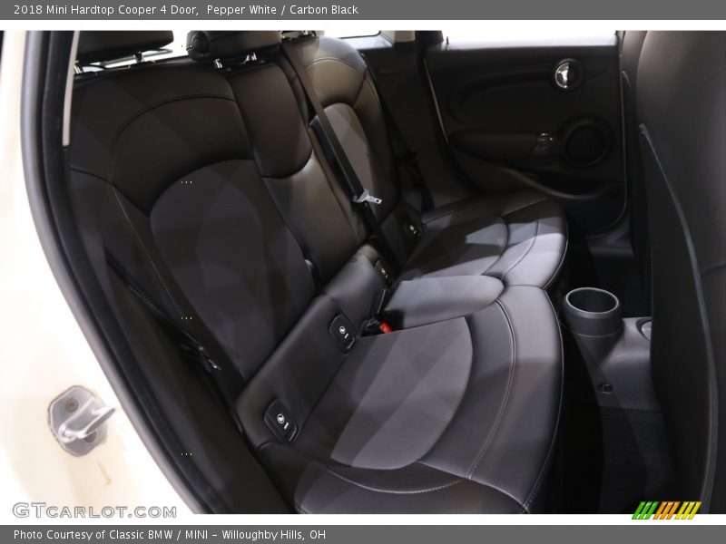 Pepper White / Carbon Black 2018 Mini Hardtop Cooper 4 Door