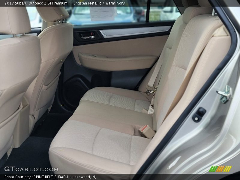 Tungsten Metallic / Warm Ivory 2017 Subaru Outback 2.5i Premium