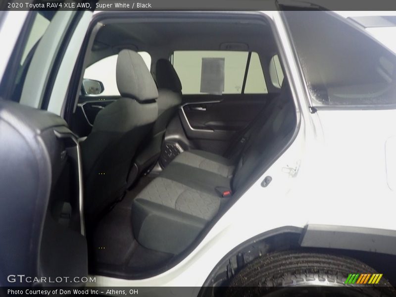 Super White / Black 2020 Toyota RAV4 XLE AWD