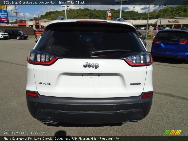 Bright White / Black 2021 Jeep Cherokee Latitude Lux 4x4