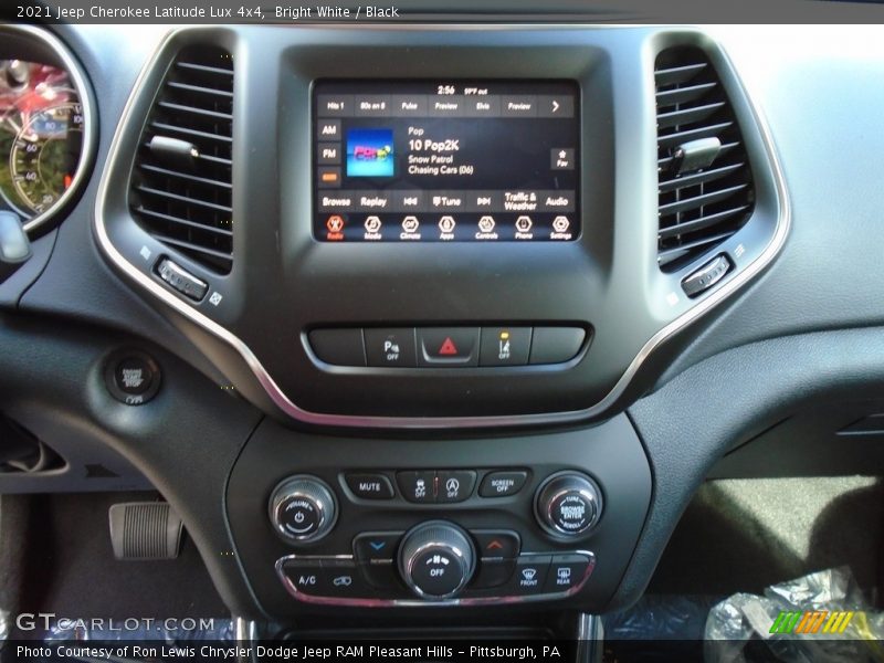 Bright White / Black 2021 Jeep Cherokee Latitude Lux 4x4
