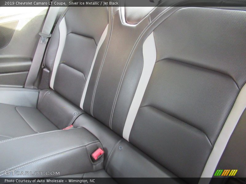 Silver Ice Metallic / Jet Black 2019 Chevrolet Camaro LT Coupe