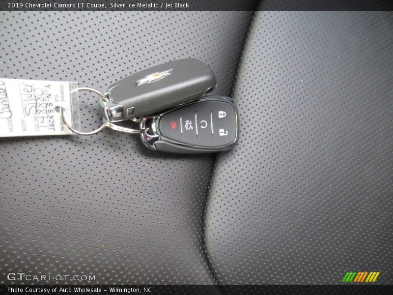 Silver Ice Metallic / Jet Black 2019 Chevrolet Camaro LT Coupe