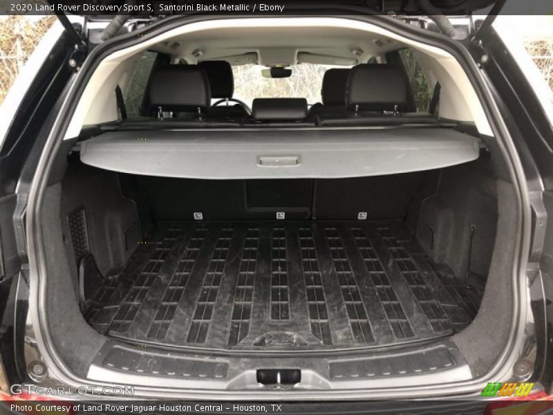  2020 Discovery Sport S Trunk