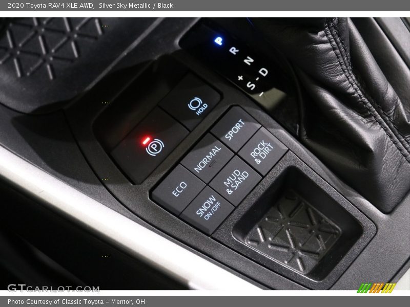 Silver Sky Metallic / Black 2020 Toyota RAV4 XLE AWD