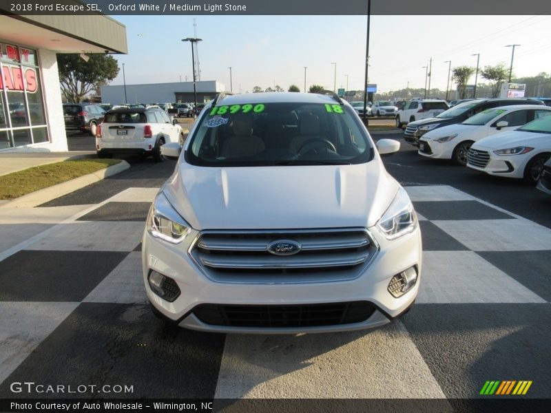 Oxford White / Medium Light Stone 2018 Ford Escape SEL
