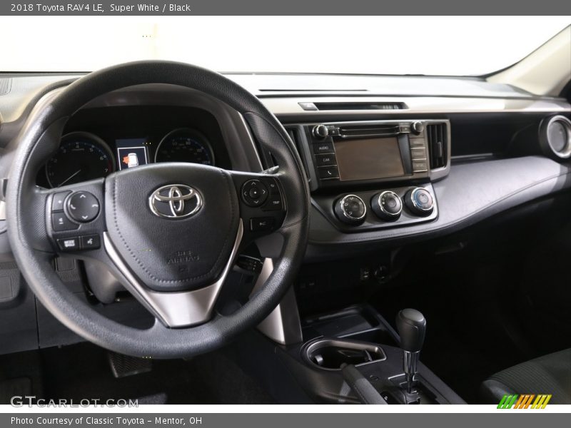 Super White / Black 2018 Toyota RAV4 LE