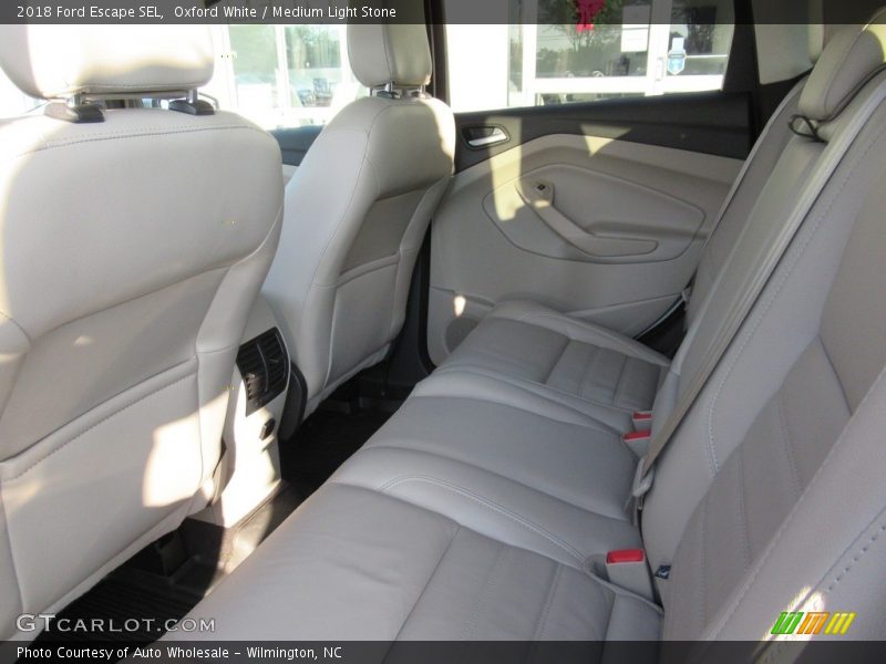 Oxford White / Medium Light Stone 2018 Ford Escape SEL