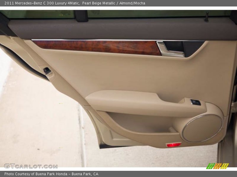 Pearl Beige Metallic / Almond/Mocha 2011 Mercedes-Benz C 300 Luxury 4Matic