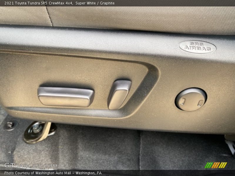 Super White / Graphite 2021 Toyota Tundra SR5 CrewMax 4x4