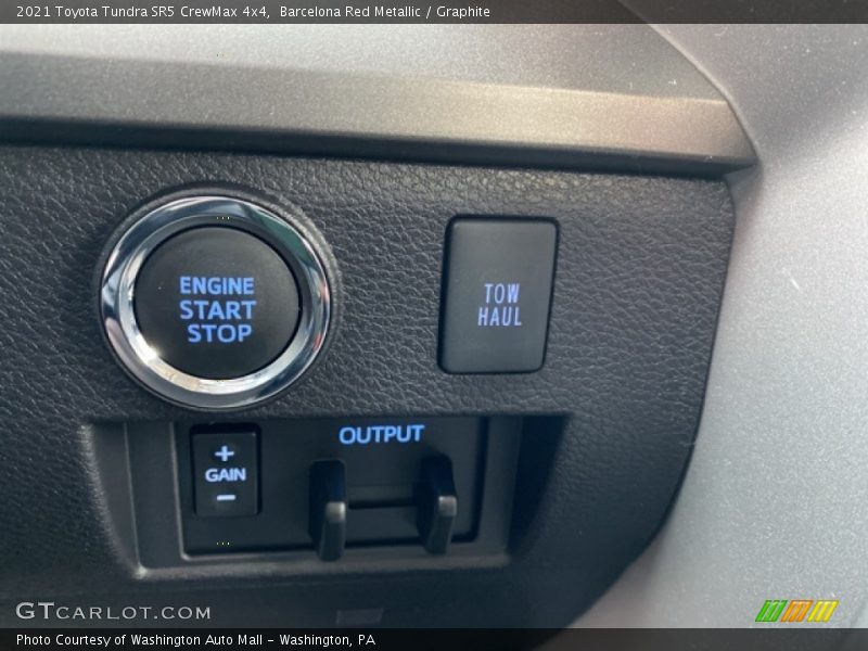 Barcelona Red Metallic / Graphite 2021 Toyota Tundra SR5 CrewMax 4x4