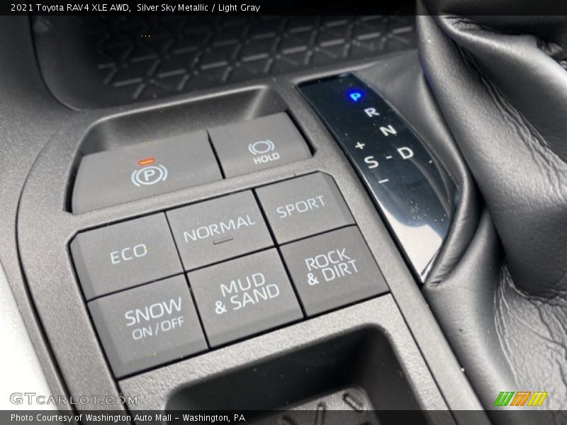 Silver Sky Metallic / Light Gray 2021 Toyota RAV4 XLE AWD