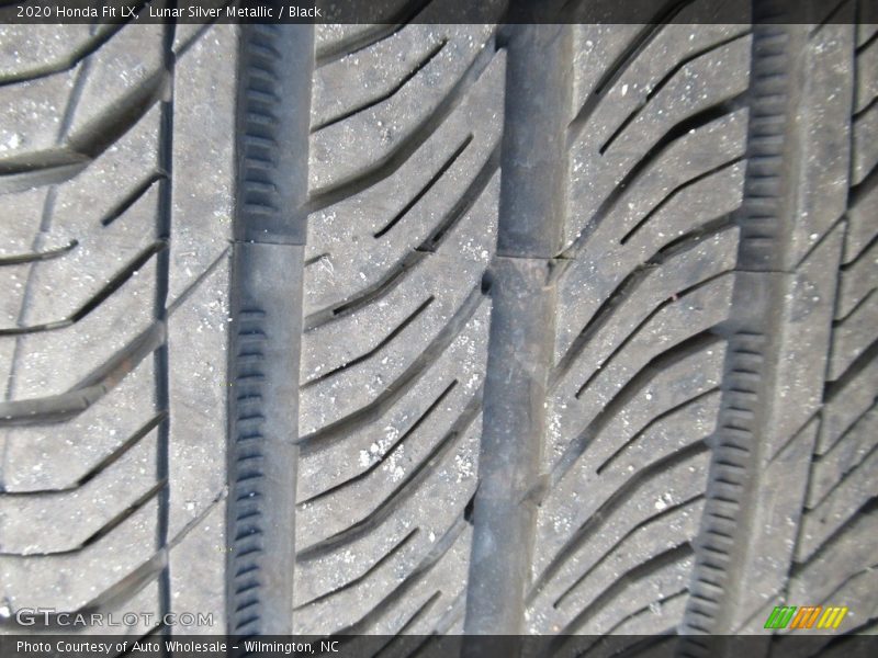 Lunar Silver Metallic / Black 2020 Honda Fit LX