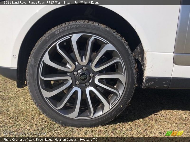 Fuji White / Ebony 2021 Land Rover Range Rover P525 Westminster