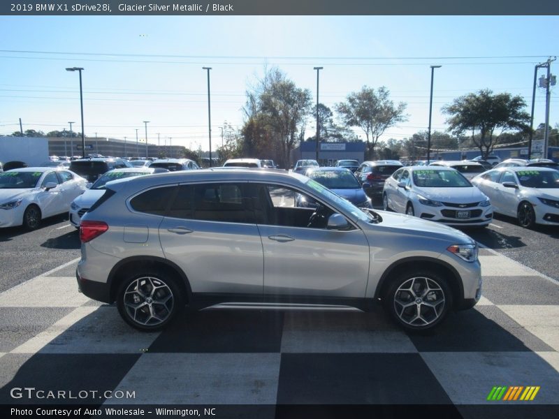 Glacier Silver Metallic / Black 2019 BMW X1 sDrive28i
