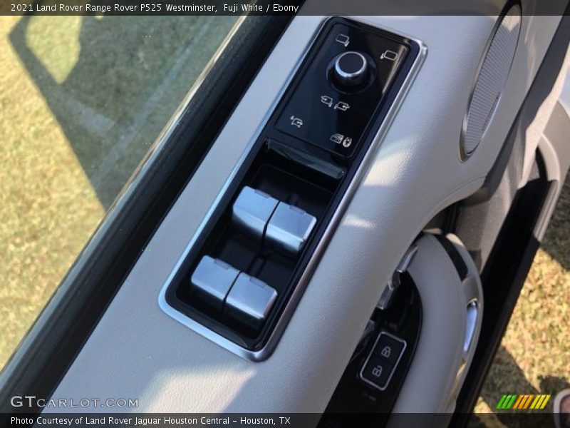 Fuji White / Ebony 2021 Land Rover Range Rover P525 Westminster