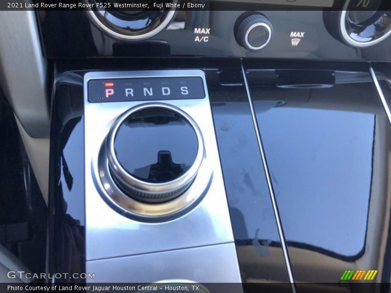 Fuji White / Ebony 2021 Land Rover Range Rover P525 Westminster