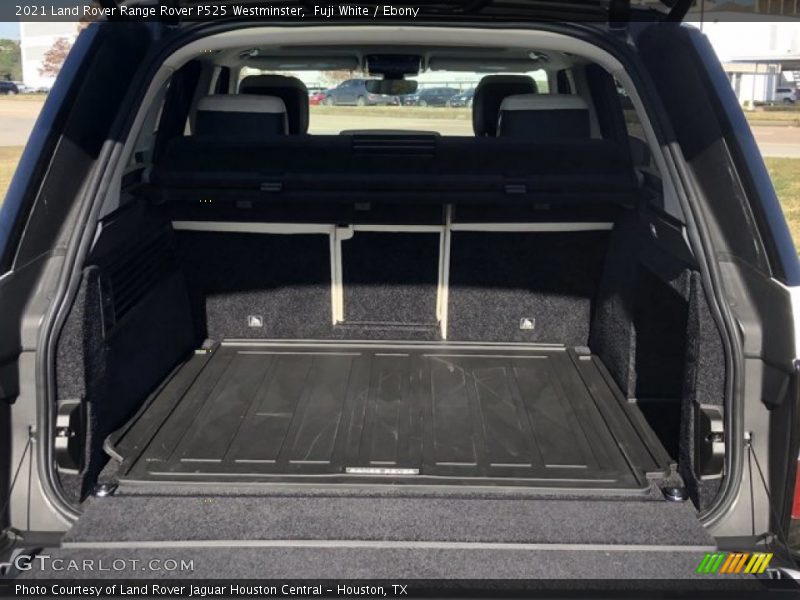 Fuji White / Ebony 2021 Land Rover Range Rover P525 Westminster