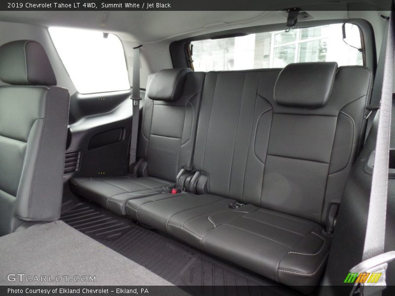 Summit White / Jet Black 2019 Chevrolet Tahoe LT 4WD